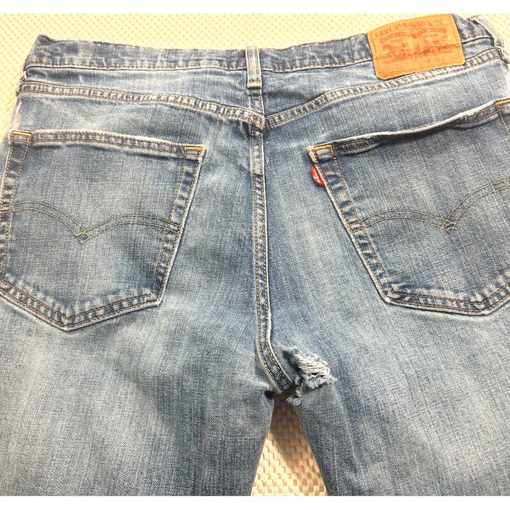 Levi's 527 Low Boot Cut Jeans Light Wash Denim Distressed W36 L32 - Picture 5 of 8